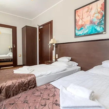 Pod Filarami Hotel