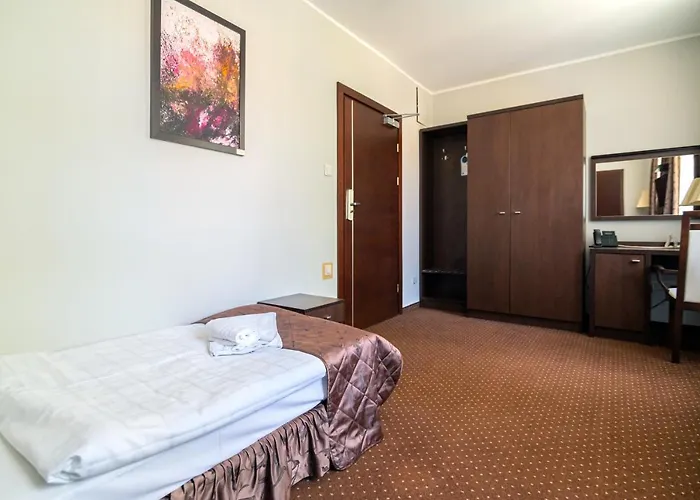 Pod Filarami Hotel Czeladz