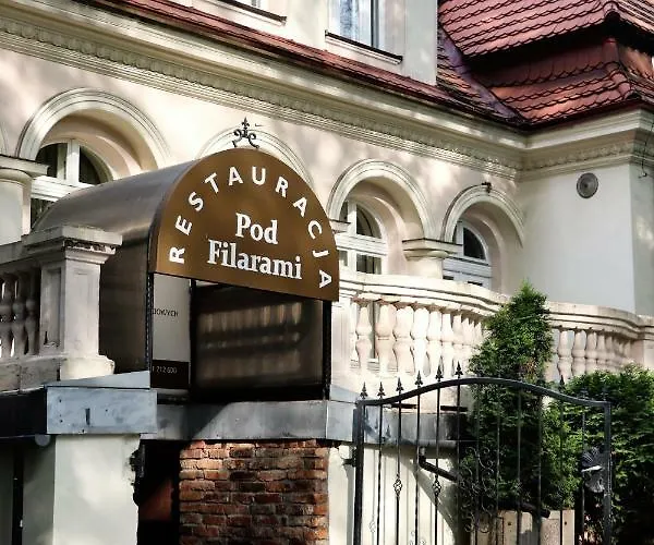 Pod Filarami Hotel 3*